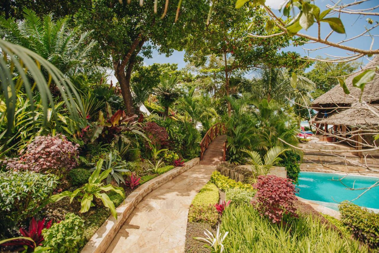 Tulia Zanzibar Unique Beach Resort Понгве Экстерьер фото